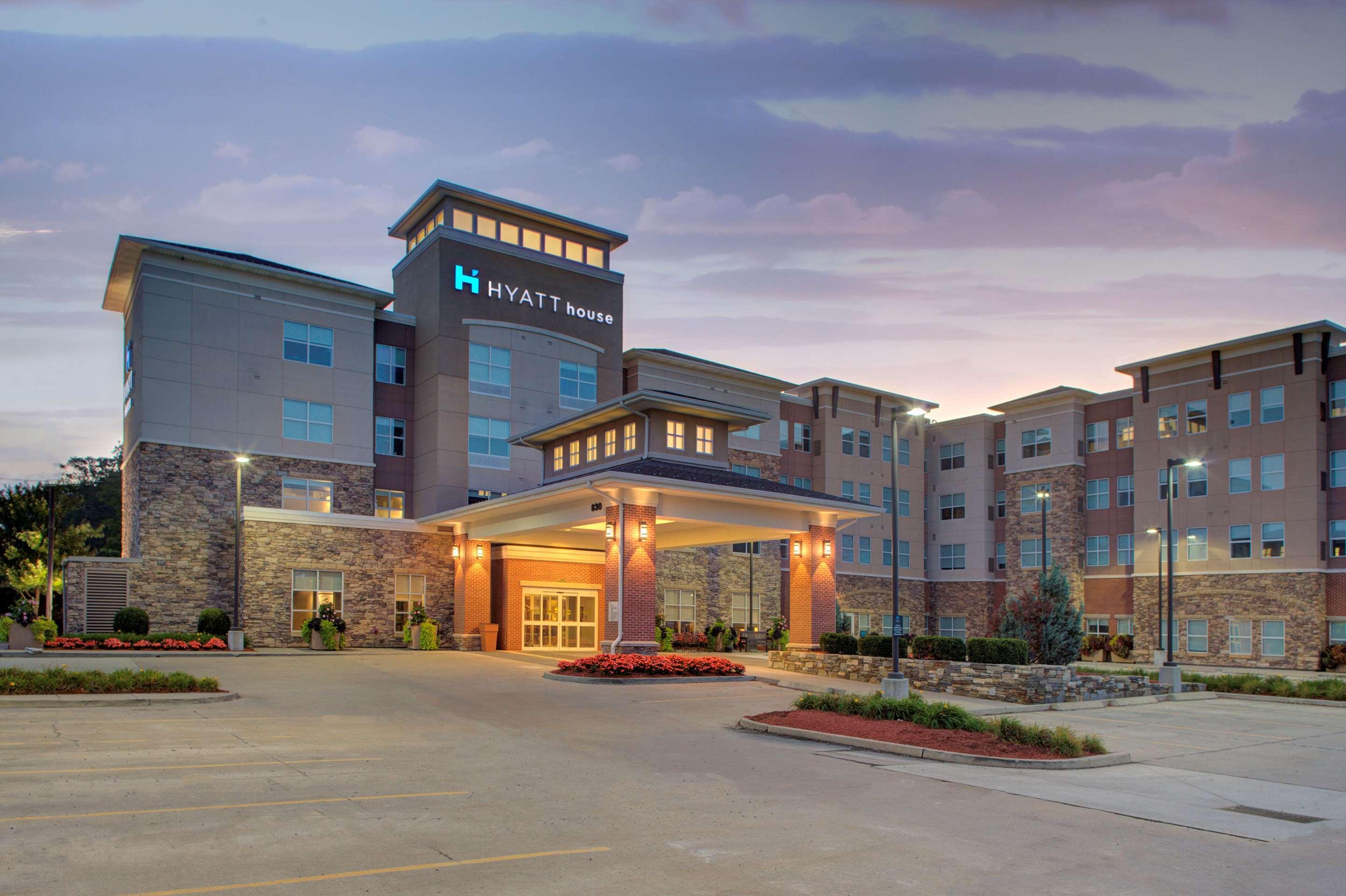 Hyatt House Shelton Hotel Екстериор снимка