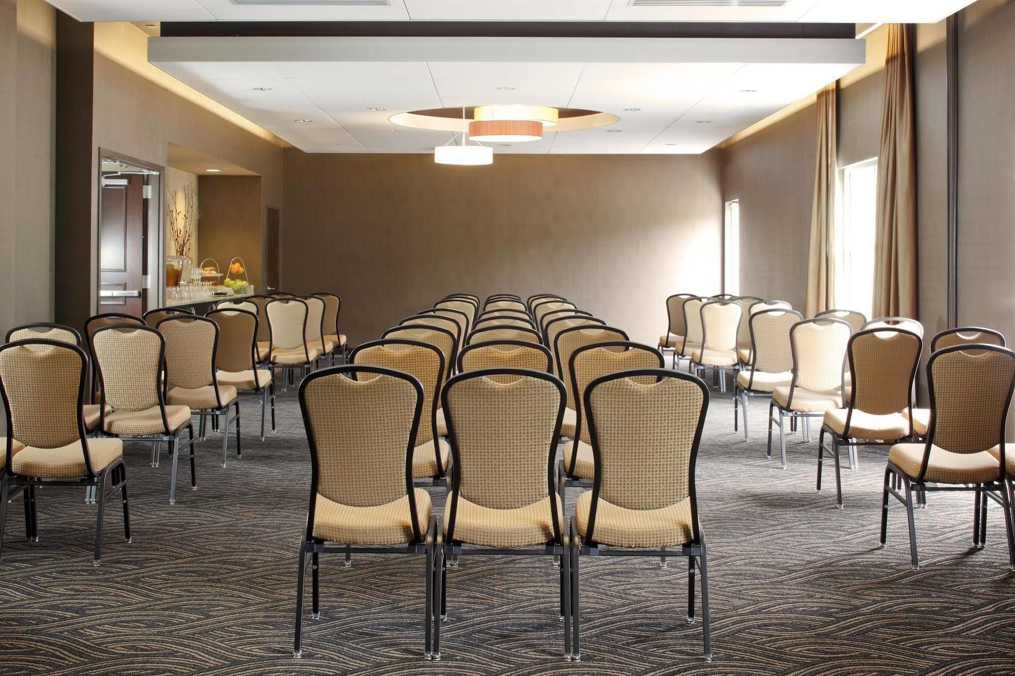 Hyatt House Shelton Hotel Екстериор снимка